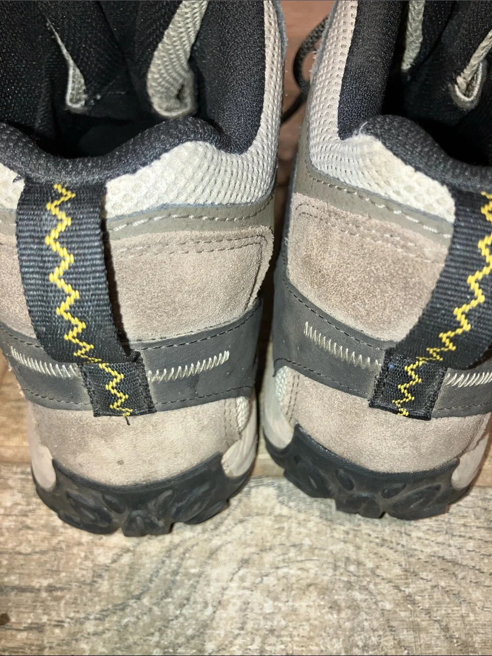 Merrell Accentor 3 Mid MENS HIKING BOOTS 10.5